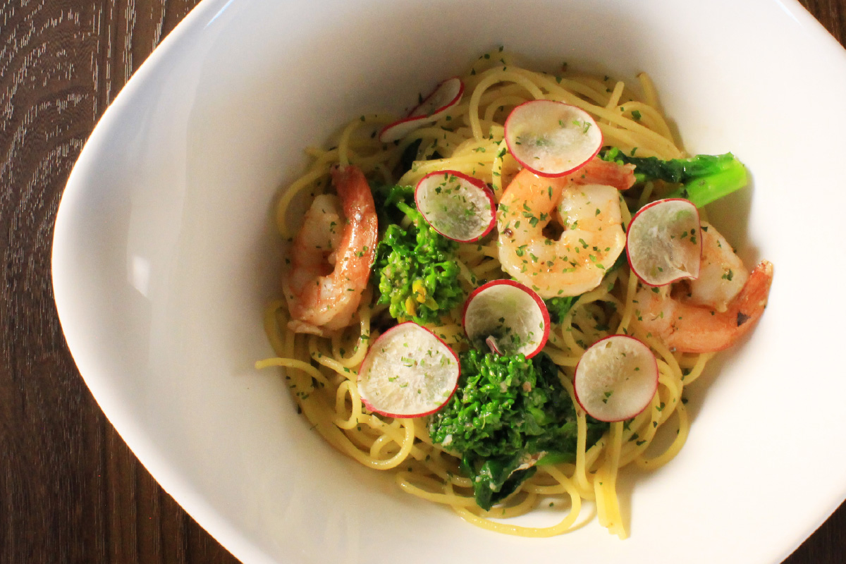 糸島産菜の花とアンチョビぺぺロンチーノ